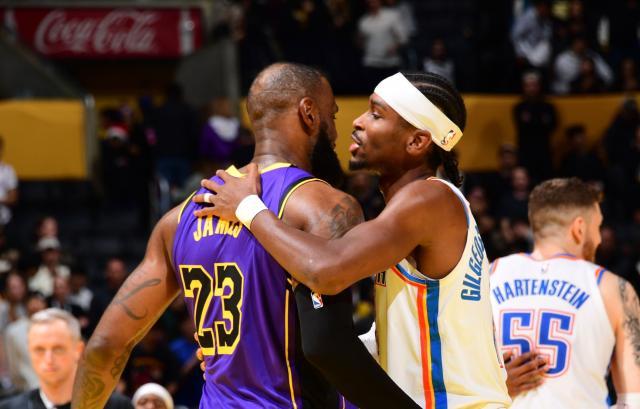 开云-詹皇累坏陷入低潮期！湖人NBA杯出局更添新危机